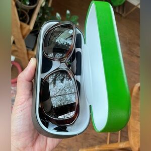 NWOT- Kate Spade Sunnies-Sunshine‎